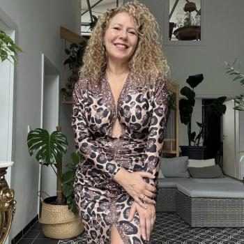 delphinecabrale spoofed photo banned on handispace.org