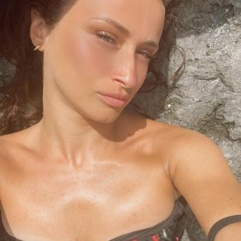 Eliora spoofed photo banned on handispace.org